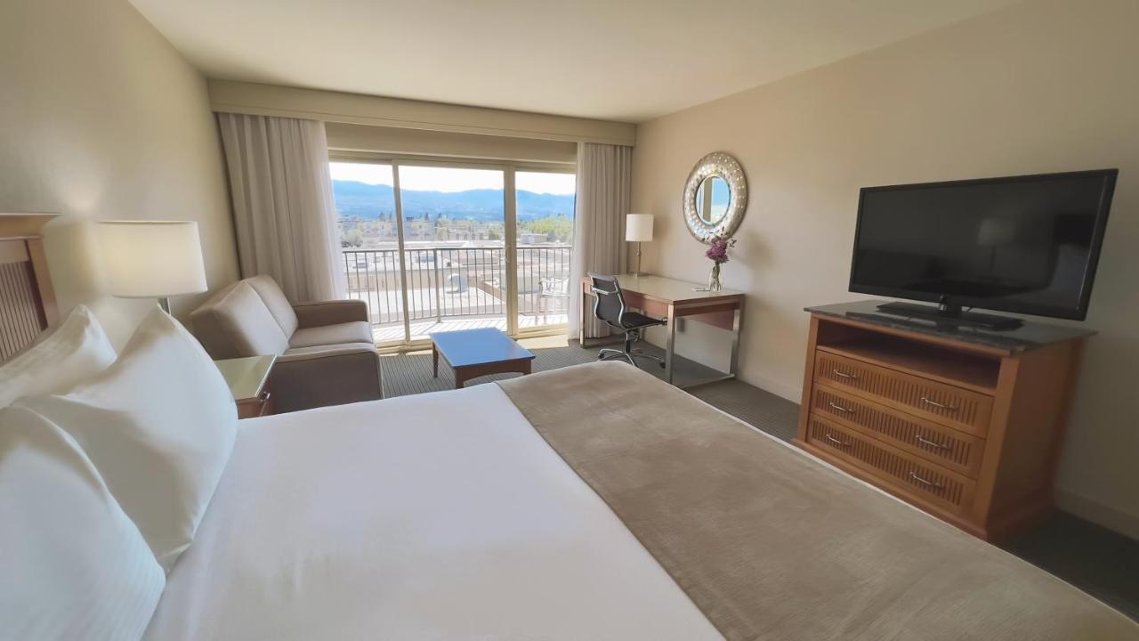 Coast Premium Room, One King Bed